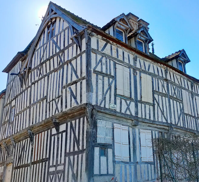 Bray-sur-Seine-maison-historique-Minage-hd-©-OTI-Provins-Tourisme