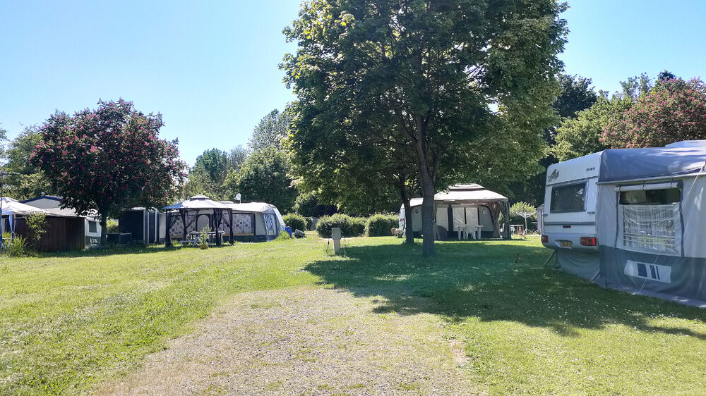 camping-bray-sur-seine-9-apidae