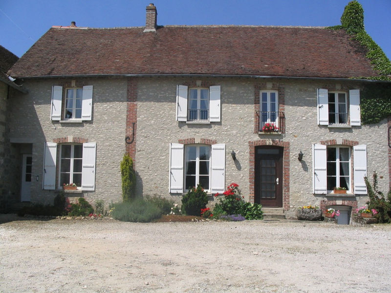 a-l-oree-des-champs-provins-1