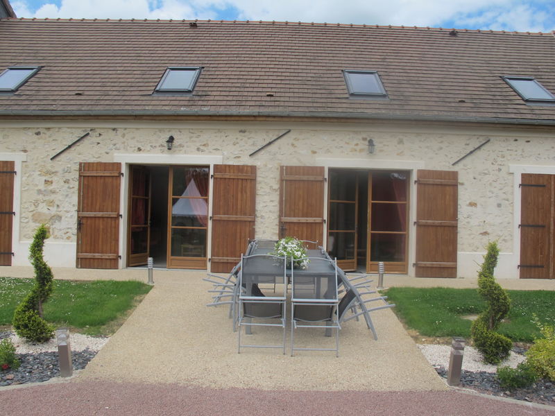 gite-au-domelia-provinois-provins-8