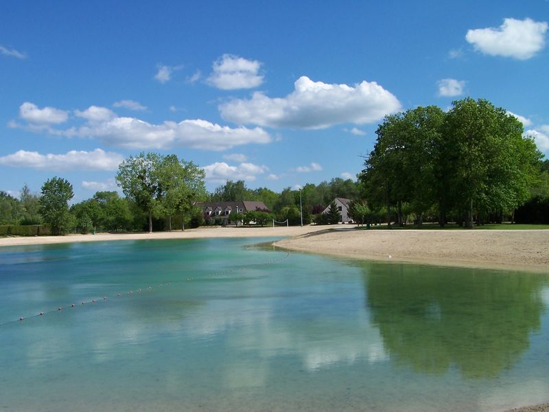 camping-pres-fontaine-provins-1