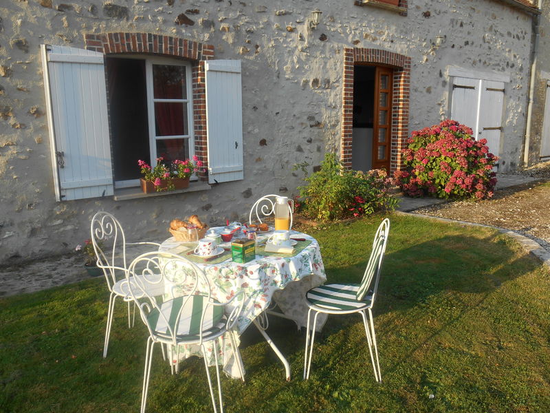 a-l-oree-des-champs-provins-10