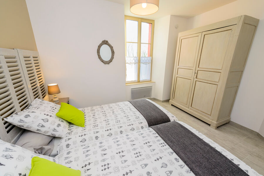 logis-villegruis-provins-chambre