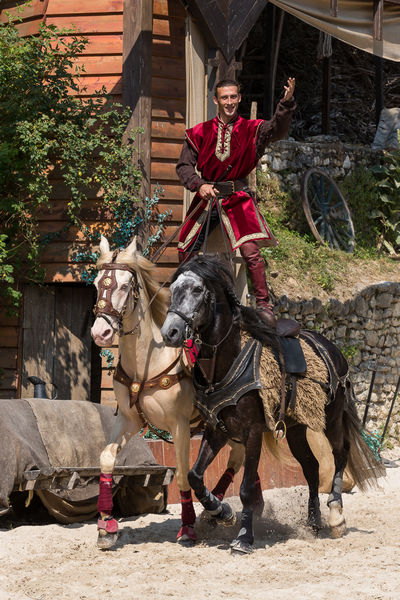 Provins-La-Legende-des-Chevaliers-©Equestrio-1