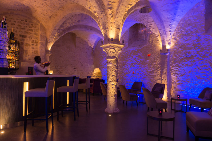 aux-vieux-remparts-hotel-restaurant-provins-8
