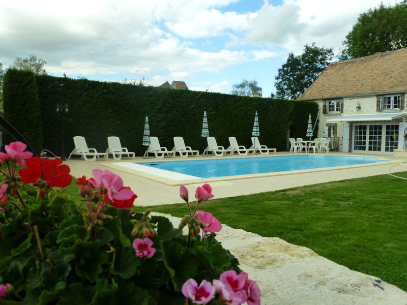 clos-montois-chambres-hotes-piscine-lizines-provins