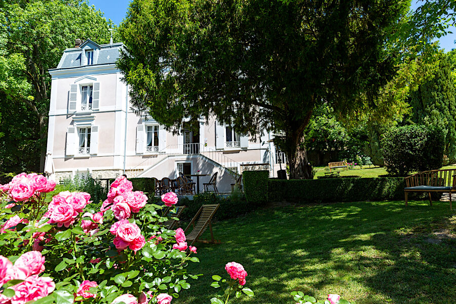 chambre-d-hotes-restaurant-stella-cadente-provins