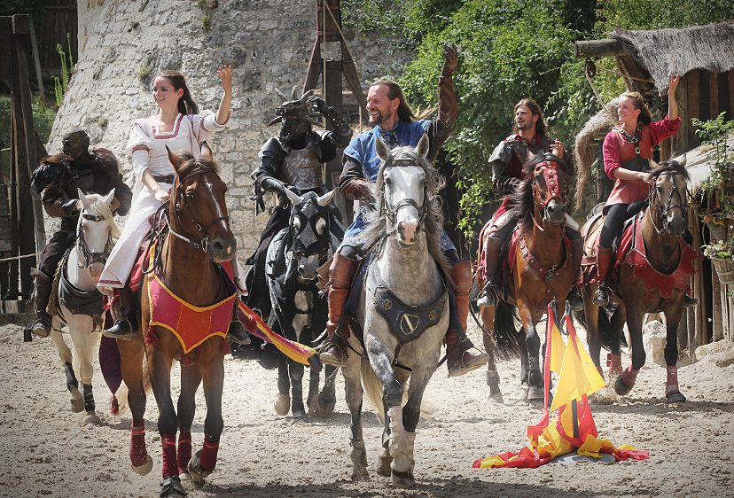La Légende des Chevaliers, spectacle historique de Provins La Légende des Chevaliers, spectacle historique de Provins