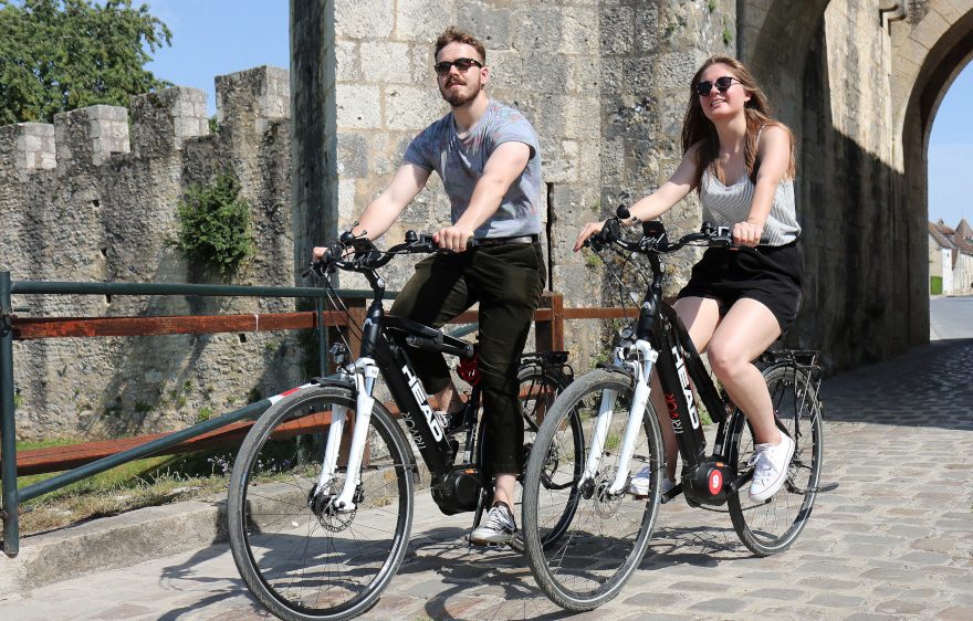Location et balade commentée en VTT et VTC électriques à Provins et La Feté-Gaucher Location et balade commentée en VTT et VTC électriques à Provins et La Feté-Gaucher