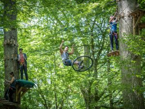 Jumping Forest, parc d'accrobranche, archery battle et laser game, à Chenoise proche de Provins