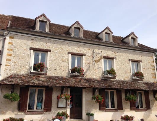 Restaurant La Croix Blanche, à Donnemarie-Dontilly, proche de Provins