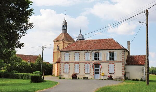 La Ronde des Seigneurs, randonnée pédestre dans le Provinois, région de Provins La Ronde des Seigneurs, randonnée pédestre dans le Provinois, région de Provins