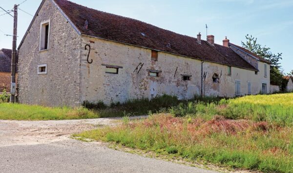 Sur les pas des lépreux, randonnée pédestre dans le Provinois, région de Provins Sur les pas des lépreux, randonnée pédestre dans le Provinois, région de Provins